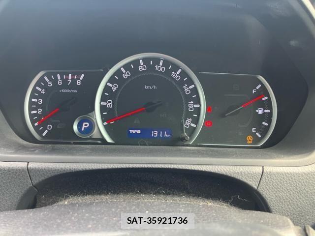 Toyota VOXY 2017-02 7226902-21