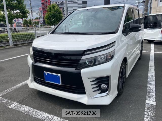 Toyota VOXY 2017-02 7226902-2