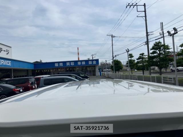Toyota VOXY 2017-02 7226902-5