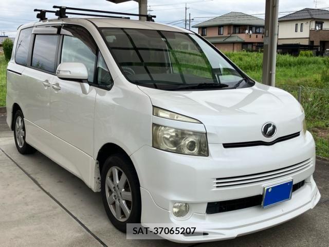 Toyota VOXY 2008-02 7226839-0