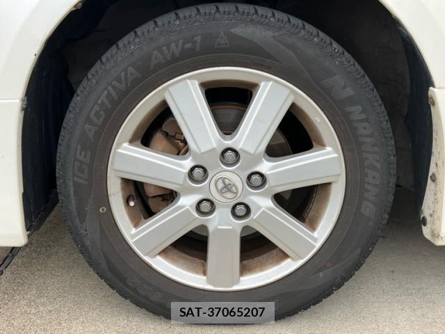 Toyota VOXY 2008-02 7226839-4