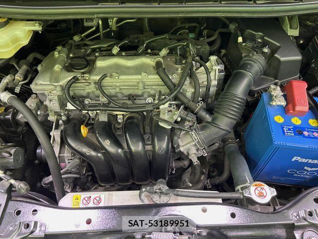 Toyota VOXY 2019-06 7226934-18