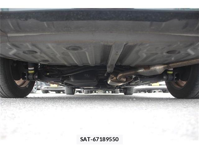 Toyota VOXY 2022-09 7226969-15