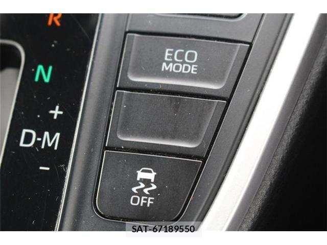 Toyota VOXY 2022-09 7226969-27