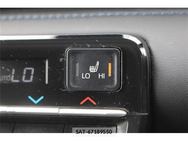 Toyota VOXY 2022-09 7226969-5