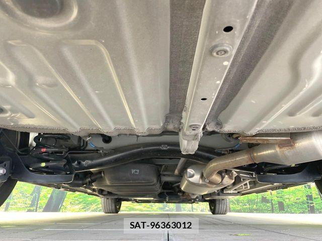 Toyota VOXY 2023-11 7226989-19