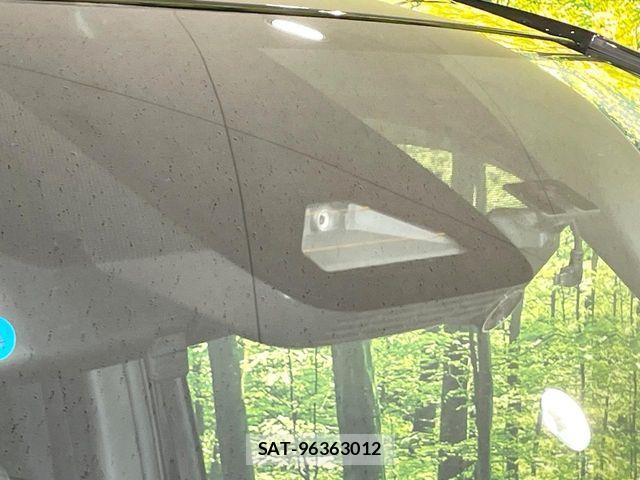 Toyota VOXY 2023-11 7226989-2