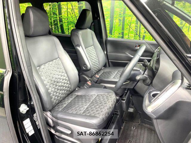 Toyota VOXY 2024-09 7226990-9