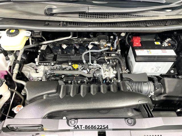 Toyota VOXY 2024-09 7226990-17