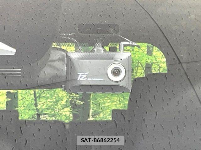 Toyota VOXY 2024-09 7226990-6