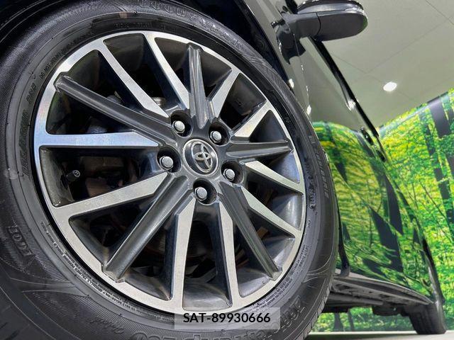 Toyota VOXY 2015-09 7226885-13