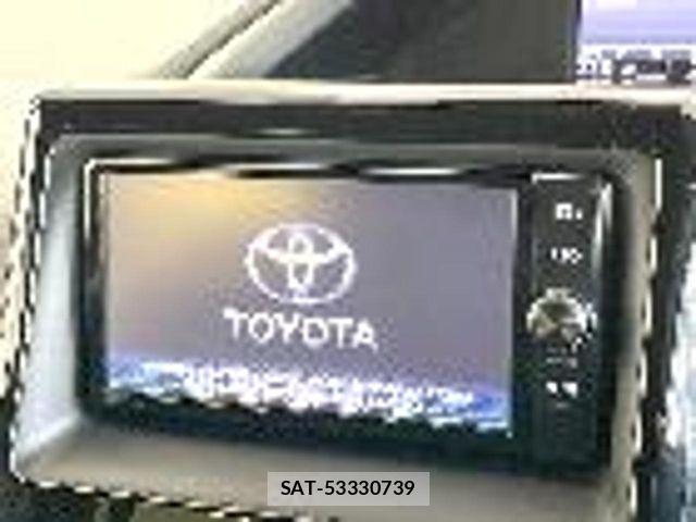 Toyota VOXY 2018-04 7226921-3