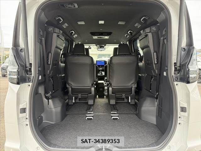 Toyota VOXY 2026-04 7226995-21