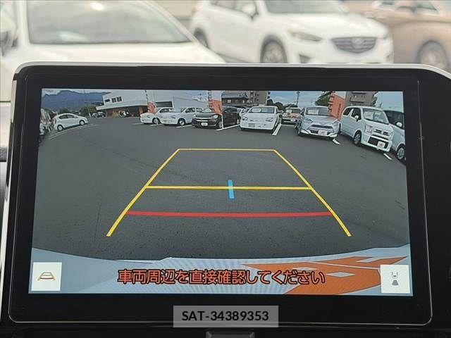 Toyota VOXY 2026-04 7226995-3