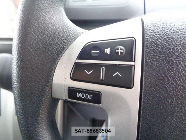 Toyota VOXY 2010-09 7226862-20