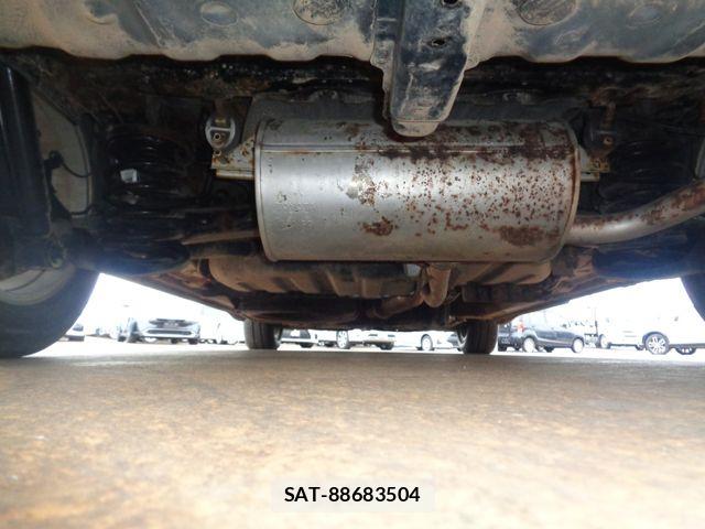 Toyota VOXY 2010-09 7226862-23