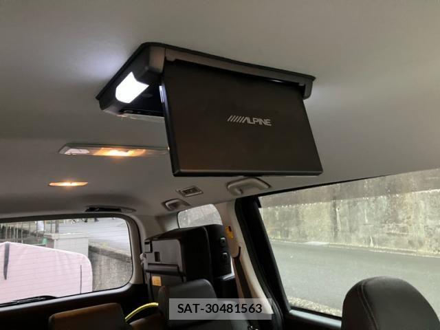 Toyota VOXY 2013-07 7226869-17