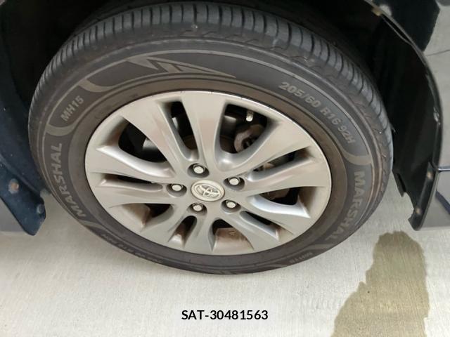 Toyota VOXY 2013-07 7226869-5