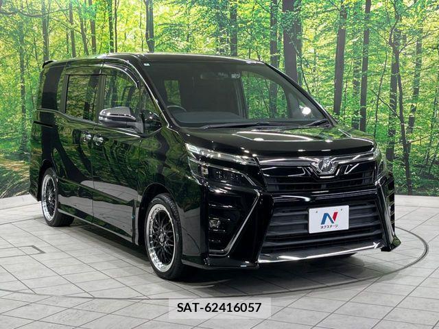 Toyota VOXY 2018-07 7226920-16