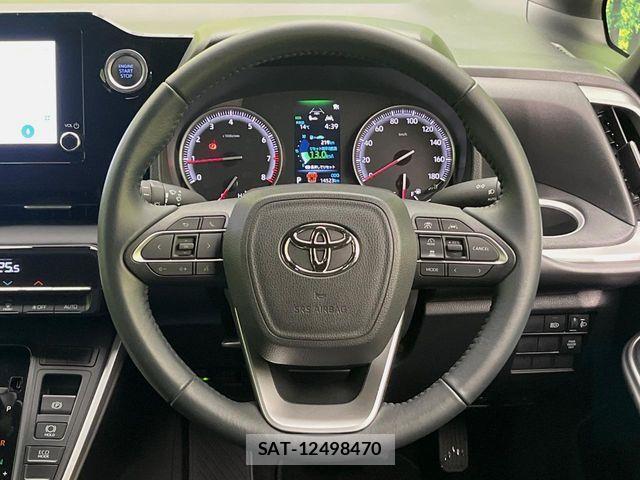 Toyota VOXY 2022-12 7226972-11