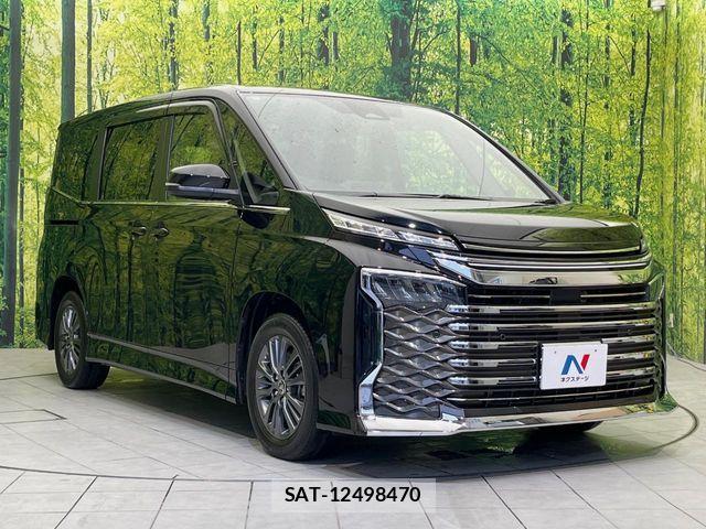 Toyota VOXY 2022-12 7226972-16