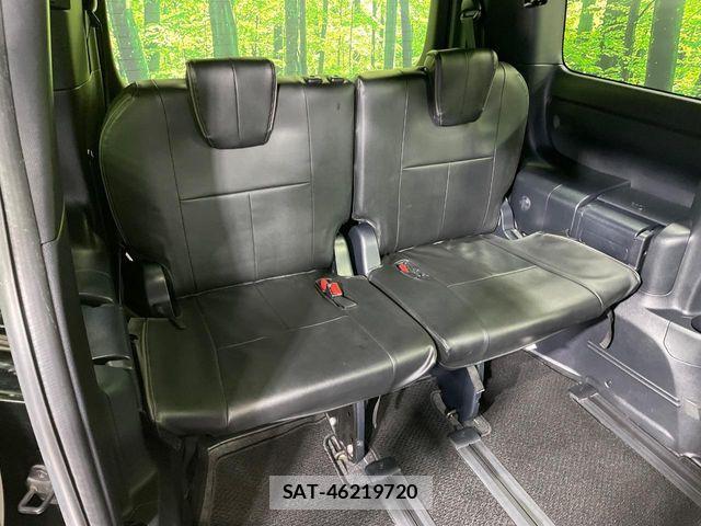 Toyota VOXY 2021-03 7226954-9