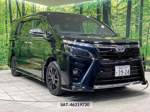 Toyota VOXY 2021-03 7226954-16