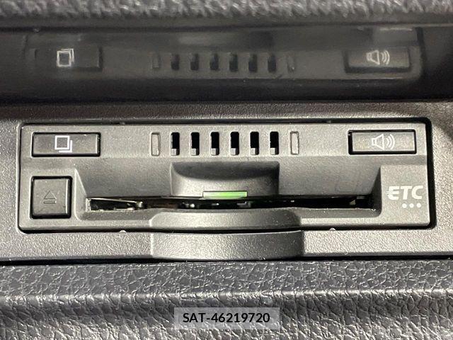 Toyota VOXY 2021-03 7226954-6