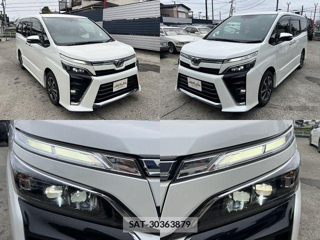 Toyota VOXY 2019-07 7226936-1