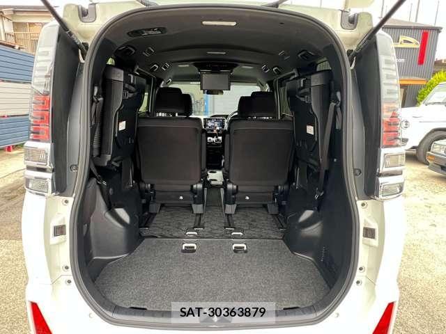 Toyota VOXY 2019-07 7226936-19