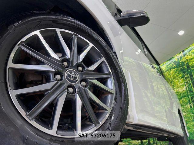 Toyota VOXY 2017-05 7226903-13