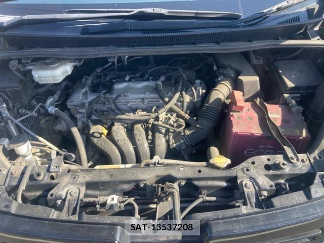 Toyota VOXY 2014-02 7226875-3