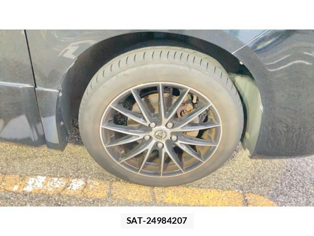 Toyota VOXY 2009-07 7226849-7