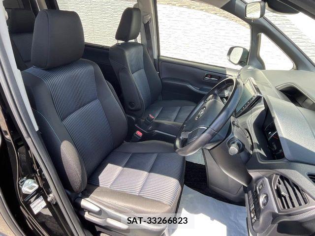 Toyota VOXY 2016-02 7226891-9