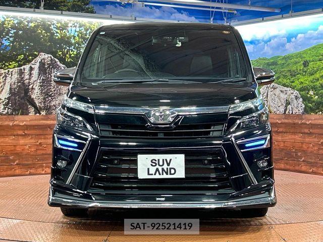 Toyota VOXY 2020-11 7226946-14