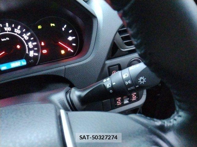 Toyota VOXY 2020-06 7226943-26
