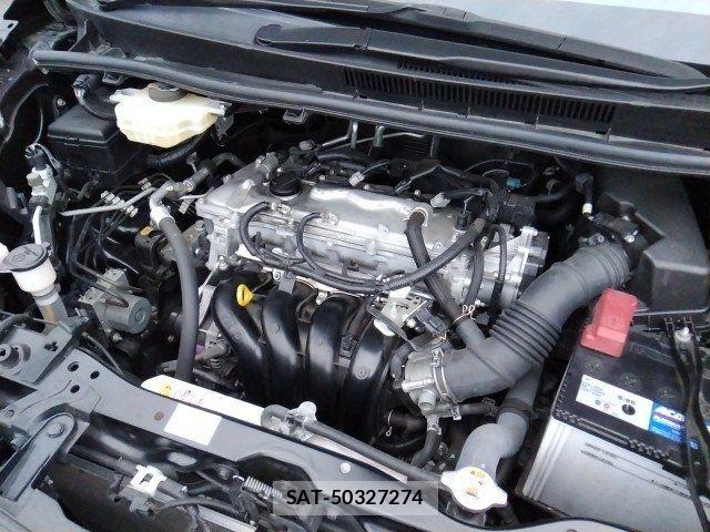 Toyota VOXY 2020-06 7226943-28