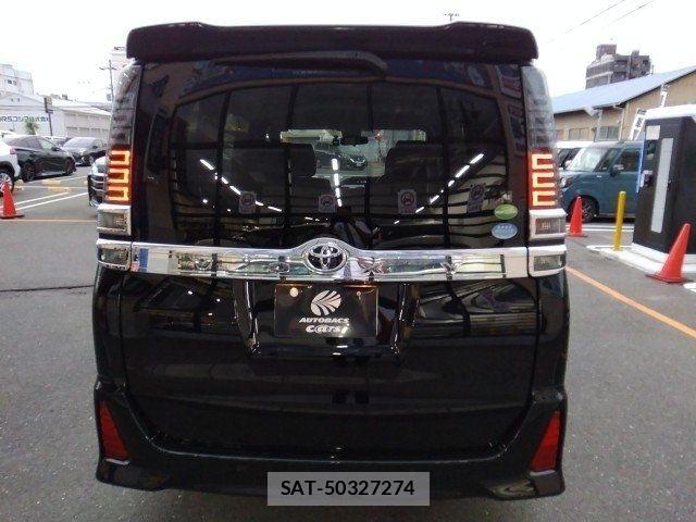 Toyota VOXY 2020-06 7226943-5