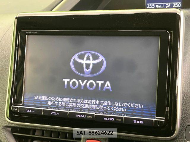 Toyota VOXY 2015-12 7217149-2