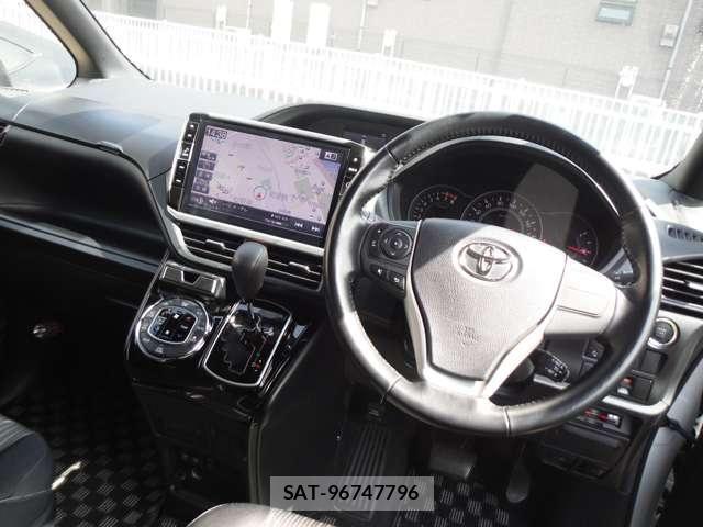 Toyota VOXY 2017-09 7226910-20