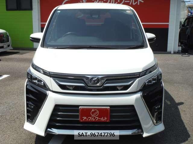 Toyota VOXY 2017-09 7226910-3