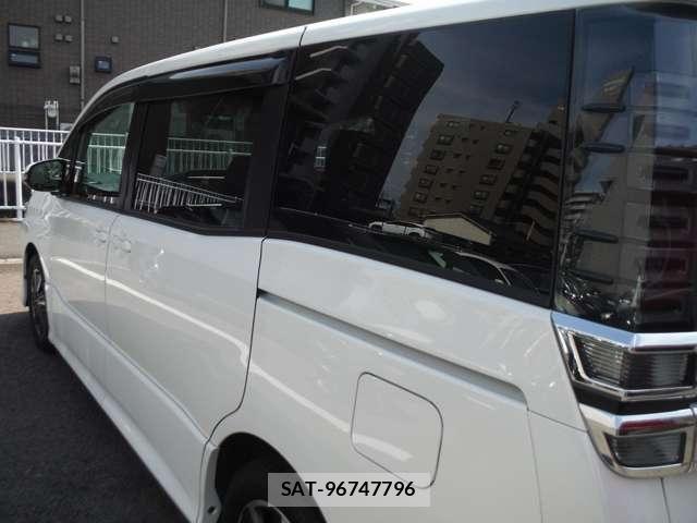 Toyota VOXY 2017-09 7226910-8