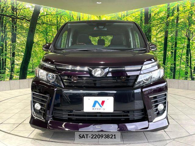 Toyota VOXY 2017-02 7226900-14