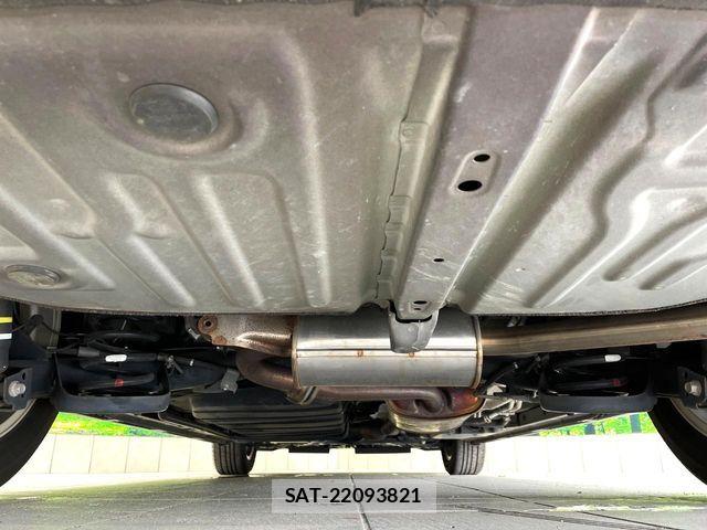 Toyota VOXY 2017-02 7226900-19