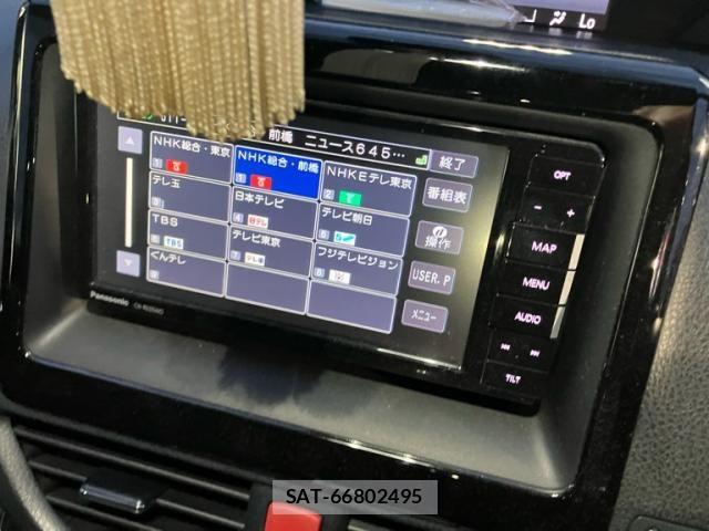Toyota VOXY 2019-04 7226933-21