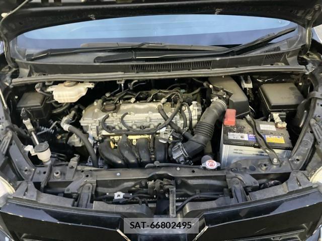 Toyota VOXY 2019-04 7226933-23