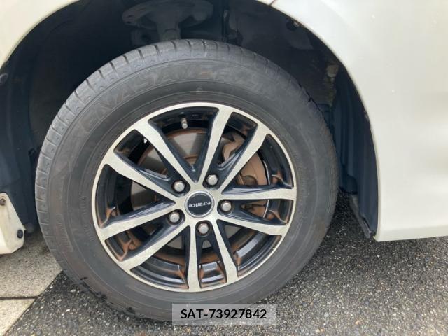 Toyota VOXY 2009-06 7226848-9
