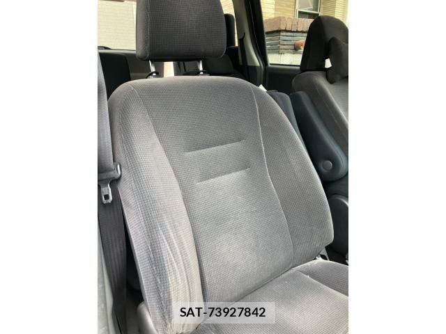 Toyota VOXY 2009-06 7226848-15