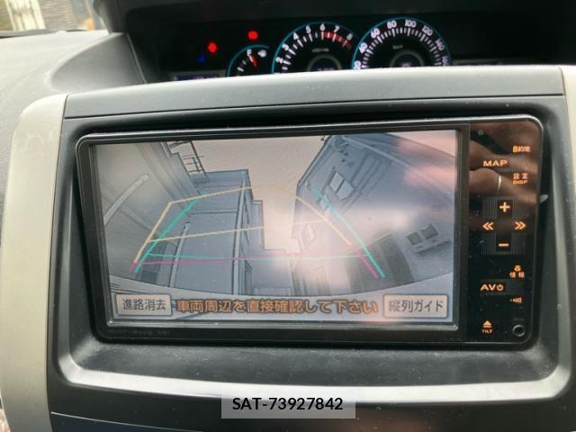 Toyota VOXY 2009-06 7226848-19