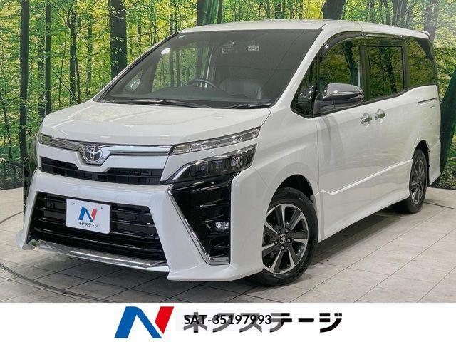Toyota VOXY 2021-07 7226957-0